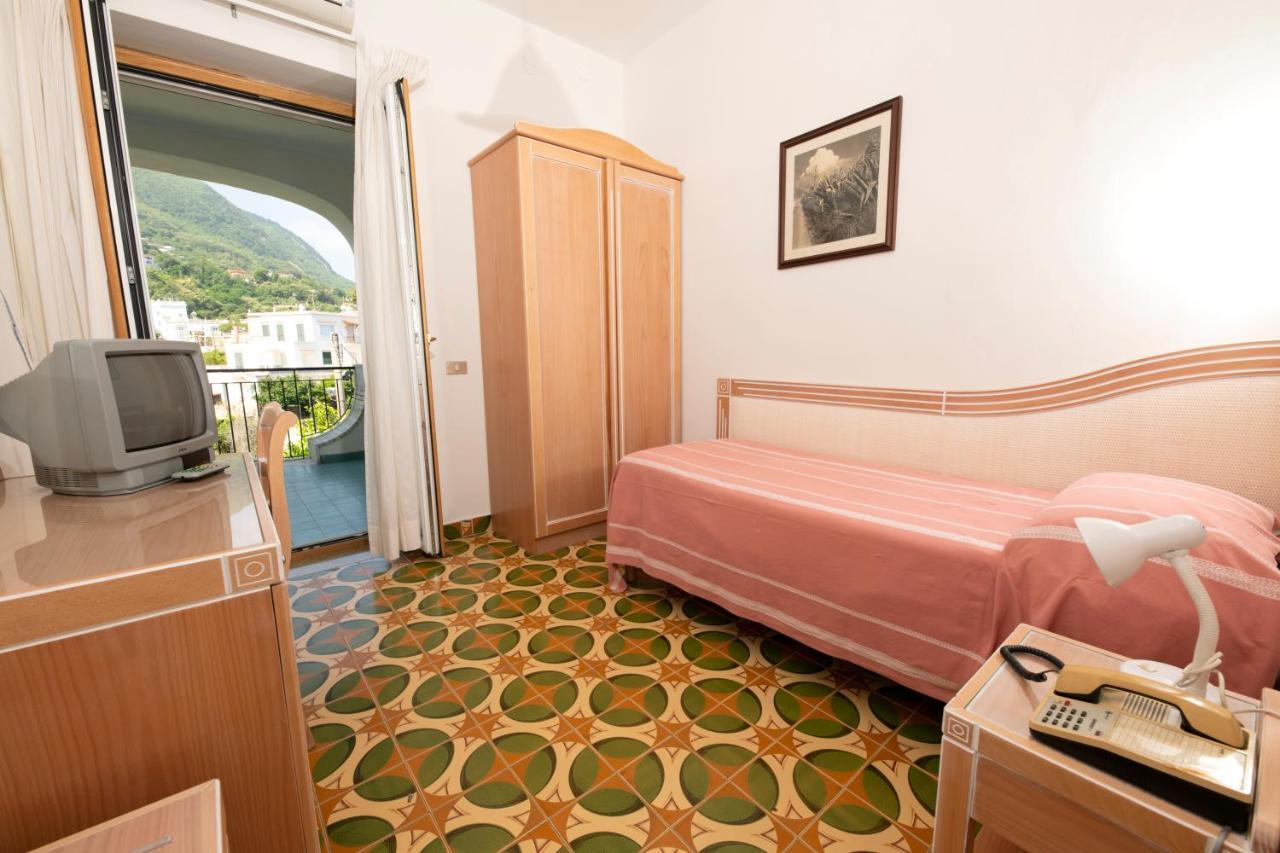 Casamicciola Terme Hotel Candia מראה חיצוני תמונה